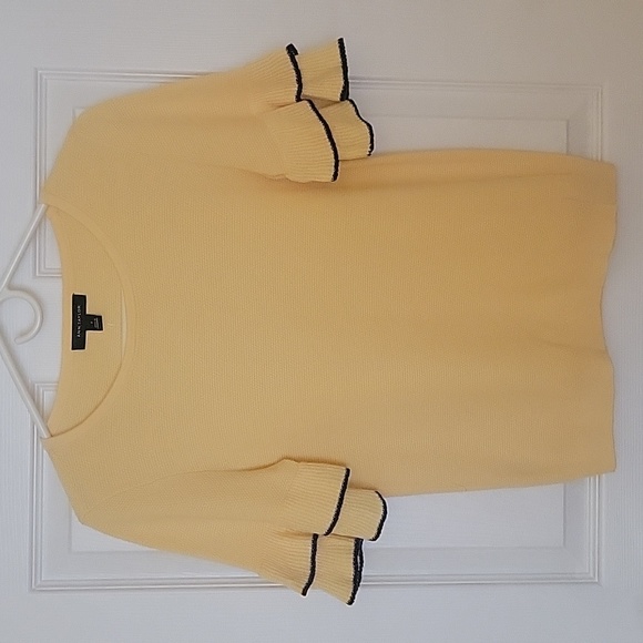 Ann Taylor bell sleeve sweater top - Picture 2 of 6